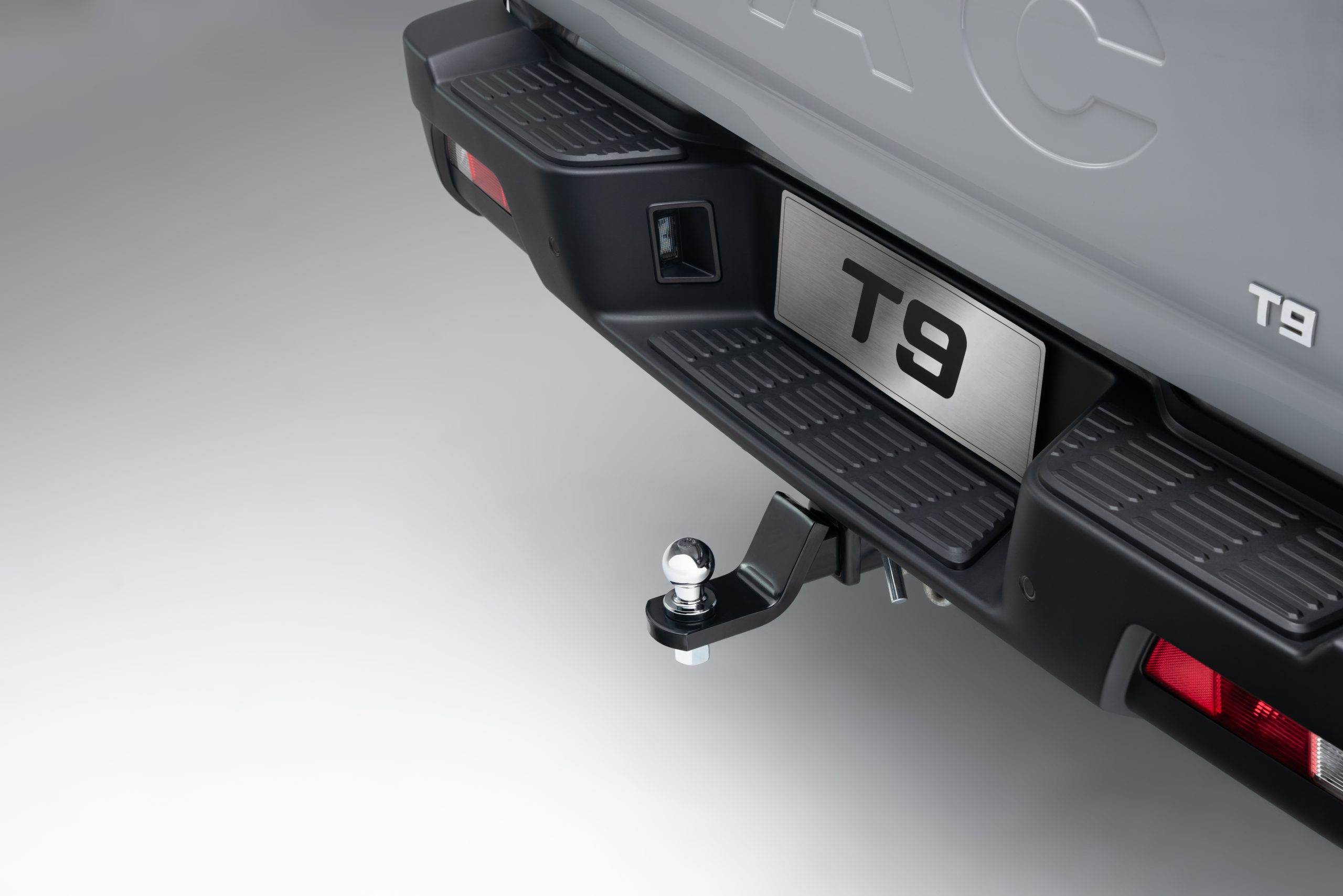 JAC_Accessories_Towball-scaled-1